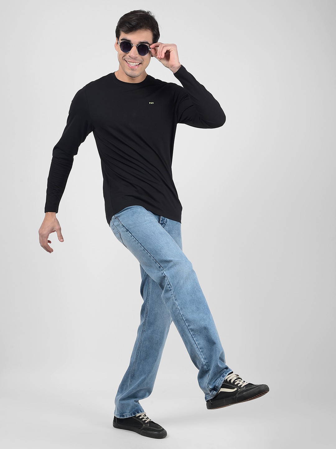 Numero Uno Men Solid Light Blue Jeans